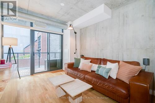 614 - 138 Princess Street, Toronto, ON - Indoor