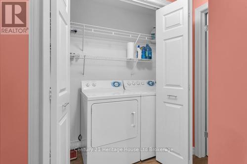 Main floor laundry - 29 Jackson Court, Tillsonburg, ON - Indoor Photo Showing Laundry Room