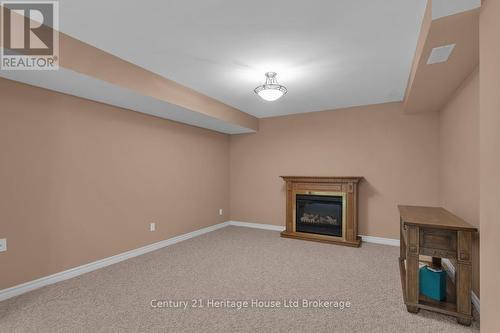 Basement rec room - 29 Jackson Court, Tillsonburg, ON - Indoor Photo Showing Other Room
