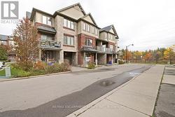 33 - 1169 GARNER ROAD E  Hamilton, ON L9G 0G8