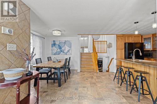 A - 15 Oak Avenue, Brant, ON - Indoor Photo Showing Dining Room