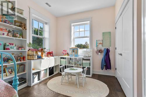 2194 Unicorn Road, Dysart Et Al (Dysart), ON - Indoor