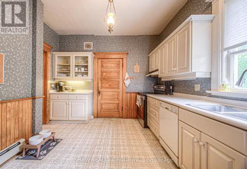 543 Queenston Road, Cambridge, ON - Indoor Photo Showing Kitchen