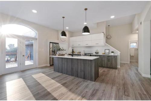 1892 Mccreary Road, Winnipeg, MB - Indoor Photo Showing Kitchen