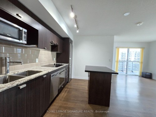 2616-275 Village Green Square, Toronto, ON - Indoor Photo Showing Kitchen With Double Sink With Upgraded Kitchen