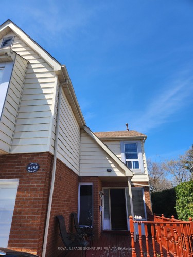 Upper-4253 Trellis Crescent, Mississauga, ON 