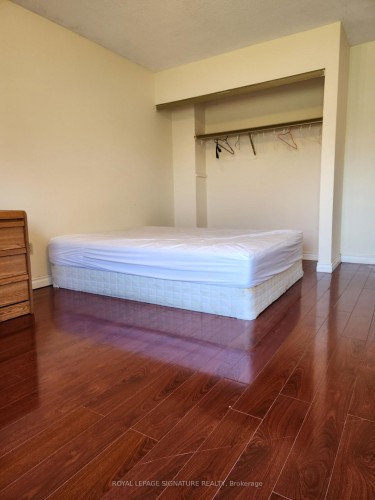 Upper-4253 Trellis Crescent, Mississauga, ON 