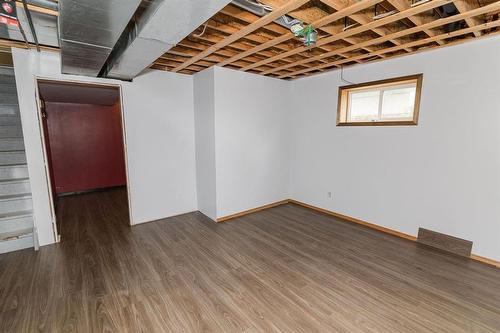 250 2Nd Avenue Nw, Carman, MB - Indoor