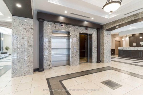 A32-281 Woodbridge Avenue, Vaughan, ON - Indoor Photo Showing Other Room