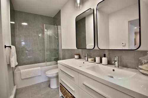 Salle de bains - 101-2100 Rue Benoit, Saint-Bruno-De-Montarville, QC - Indoor Photo Showing Bathroom