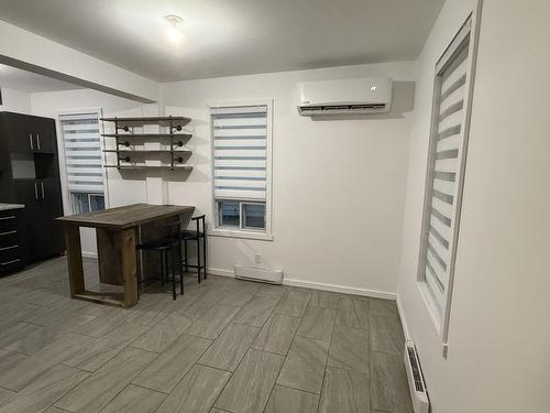 Cuisine - 151 Rue St-Georges, Saint-Séverin, QC - Indoor