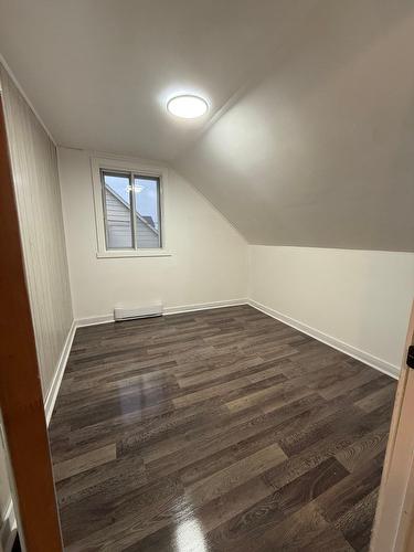 Chambre à coucher - 151 Rue St-Georges, Saint-Séverin, QC - Indoor Photo Showing Other Room