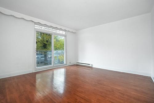 Salon - 4000  - 4002 Rue De La Peltrie, Montréal (Côte-Des-Neiges/Notre-Dame-De-Grâce), QC - Indoor Photo Showing Other Room