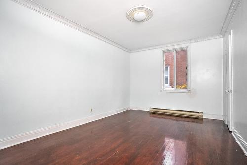 Chambre à coucher - 4000  - 4002 Rue De La Peltrie, Montréal (Côte-Des-Neiges/Notre-Dame-De-Grâce), QC - Indoor Photo Showing Other Room
