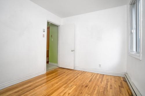 Bedroom - 4000  - 4002 Rue De La Peltrie, Montréal (Côte-Des-Neiges/Notre-Dame-De-Grâce), QC - Indoor Photo Showing Other Room