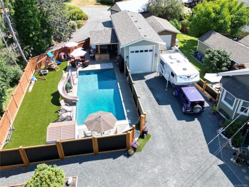 1988 Maple Bay Rd, Duncan, BC 