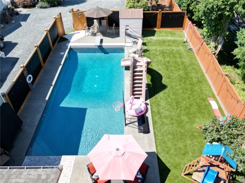 1988 Maple Bay Rd, Duncan, BC 