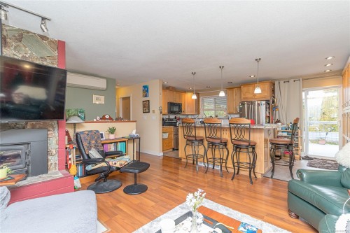 6274 Somenos Rd, Duncan, BC 