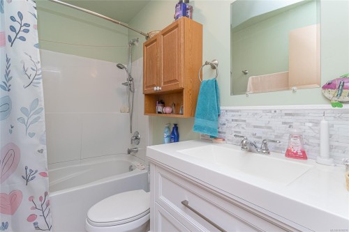 6274 Somenos Rd, Duncan, BC 