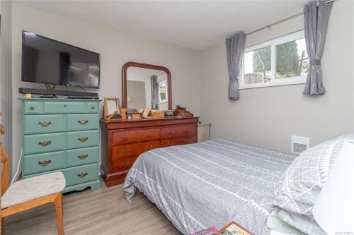 6274 Somenos Rd, Duncan, BC 