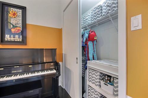 Bedroom - 501-370 Rue St-André, Montréal (Ville-Marie), QC - Indoor