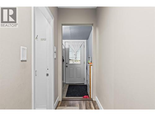 205 Homer Road, Kelowna, BC - Indoor Photo Showing Other Room