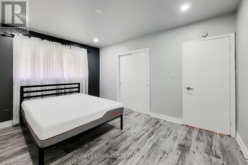 28 Glengarry Road, St. Catharines, ON - Indoor Photo Showing Bedroom
