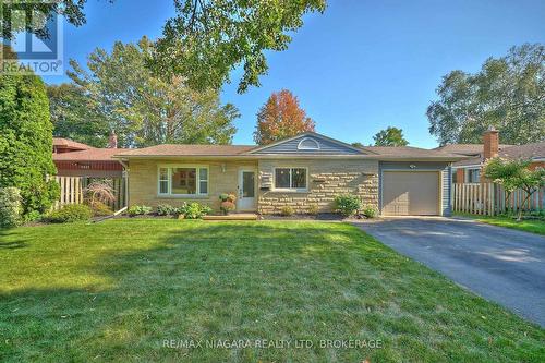 6432 CAROLYN AVENUE  Niagara Falls (Morrison), ON L2E 5H5