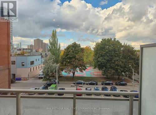 407 - 630 Queen Street East Street, Toronto, ON -  With View