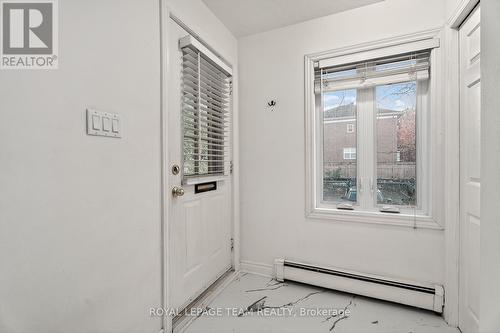 25 Sheba Private, Ottawa, ON - Indoor Photo Showing Other Room
