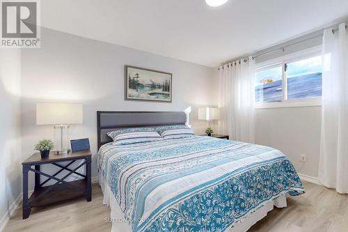 192 Nelson Street, Bradford West Gwillimbury, ON - Indoor Photo Showing Bedroom