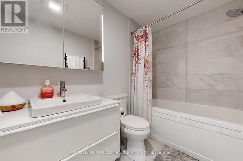 192 Nelson Street, Bradford West Gwillimbury, ON - Indoor Photo Showing Bathroom