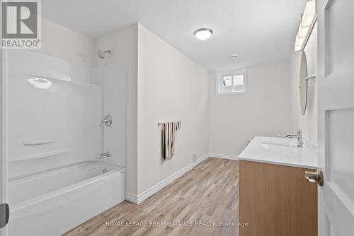 55 Dale Street, South Stormont, ON - Indoor Photo Showing Bathroom