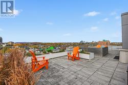 Roof top patio. - 