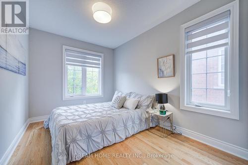 172 Tom Taylor Crescent, Newmarket, ON - Indoor Photo Showing Bedroom