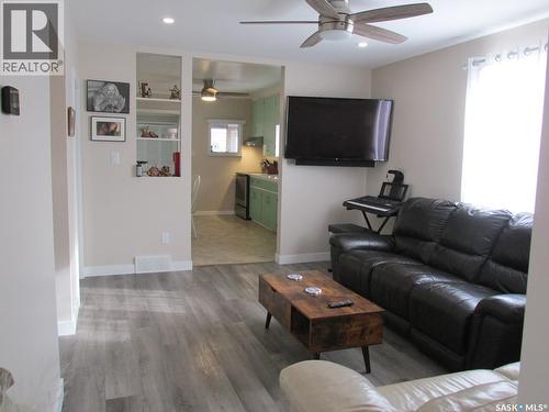 302 Rustad Avenue, White Fox, SK - Indoor Photo Showing Living Room