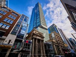 2903 - 197 YONGE STREET  Toronto, ON M5B 1M4