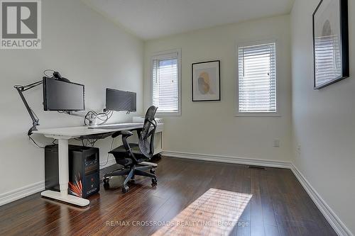 106 Milos Road, Richmond Hill, ON - Indoor Photo Showing Office