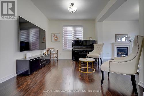 106 Milos Road, Richmond Hill, ON - Indoor