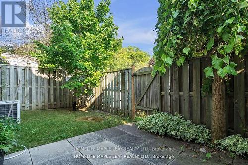 28 - 308 Conway Drive, London South, ON - Outdoor