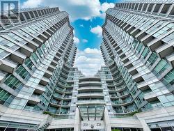 1006 - 228 QUEENS QUAY W  Toronto, ON M5J 2X1