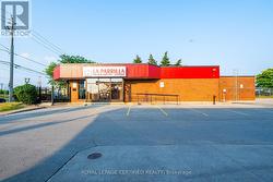 5025 STEELES AVENUE W  Toronto, ON M9L 2X1