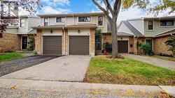 6 - 2701 AQUITAINE AVENUE  Mississauga, ON L5N 2H7
