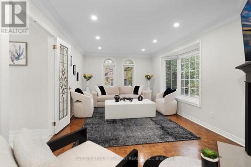 3353 Loyalist Drive, Mississauga, ON - Indoor Photo Showing Other Room