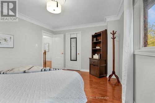 3353 Loyalist Drive, Mississauga, ON - Indoor Photo Showing Bedroom