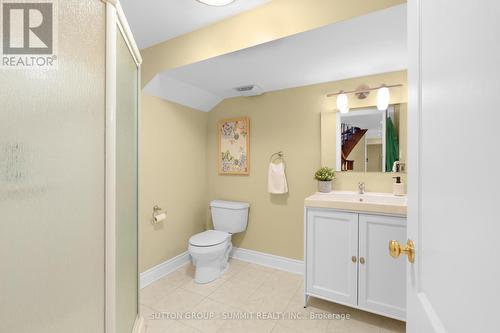 3353 Loyalist Drive, Mississauga, ON - Indoor Photo Showing Bathroom