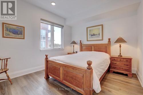137 High Street W, Mississauga, ON - Indoor Photo Showing Bedroom