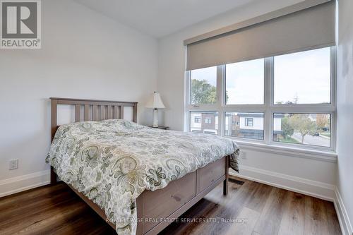 137 High Street W, Mississauga, ON - Indoor Photo Showing Bedroom