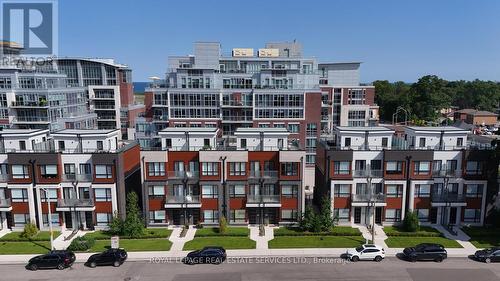 137 High Street W, Mississauga, ON - Outdoor With Balcony With Facade