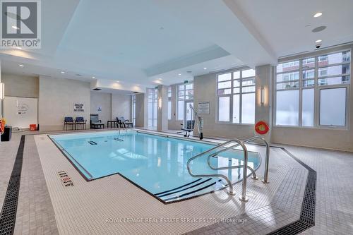 137 High Street W, Mississauga, ON - Indoor Photo Showing Other Room With In Ground Pool
